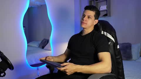 Marco Sullivan online show from March 27, 9:27 pm