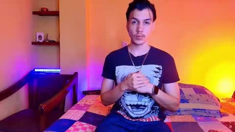 Snapshot of marcus_hanks chatting on October 6, 5:34 am Marcus Hanks online show from October 6, 5:34 am