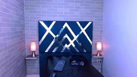 marcus hans online show from November 29, 5:04 pm