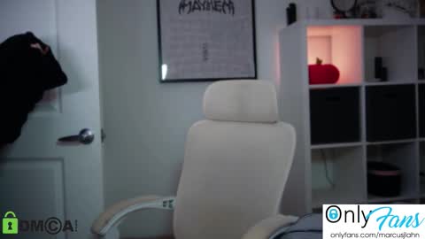 marcusjlahn online show from November 14, 12:58 am