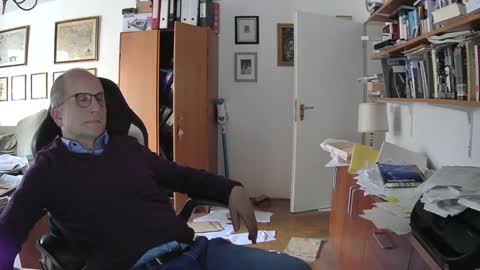 Snapshot of marginalie chatting on February 22, 3:54 pm marginalie online show from February 22, 3:54 pm