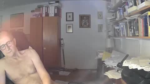 Snapshot of marginalie chatting on January 18, 2:18 am marginalie online show from January 18, 2:18 am