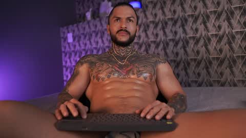 Mariano Costa online show from December 15, 4:40 am