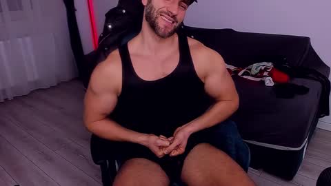 MarisMuscle online show from January 7, 7:06 pm