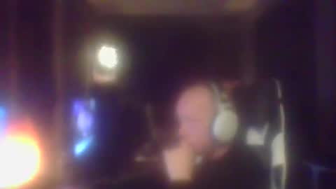 jongen27nl online show from March 7, 1:36 am