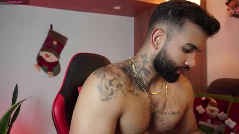 Mark online show from November 29, 11:51 pm