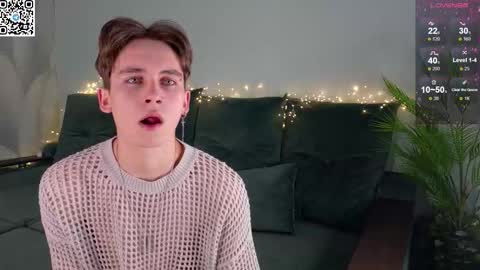 Mark online show from October 1, 3:49 pm