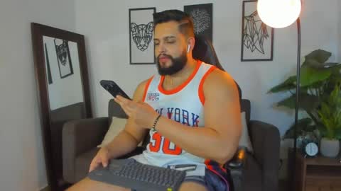 mark_x23 online show from March 29, 4:12 am