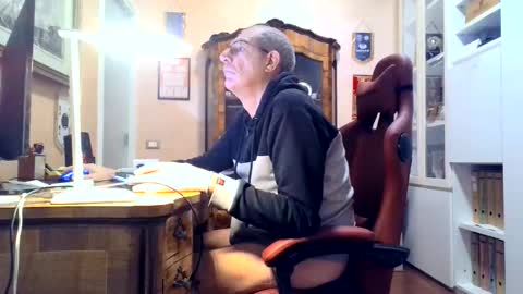 markmarkmark00 online show from January 15, 6:43 pm