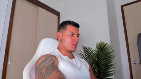 markus... Y online show from February 10, 9:58 pm