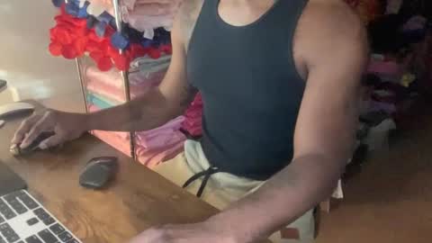 marriedblkbator online show from December 3, 2:27 pm