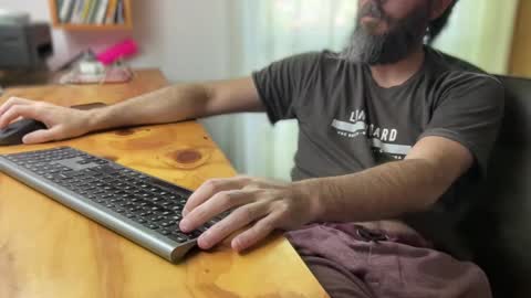 Snapshot of martincito22xl chatting on December 10, 3:12 pm Martincito online show from December 10, 3:12 pm