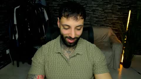 masculineguy69 online show from March 17, 8:33 pm