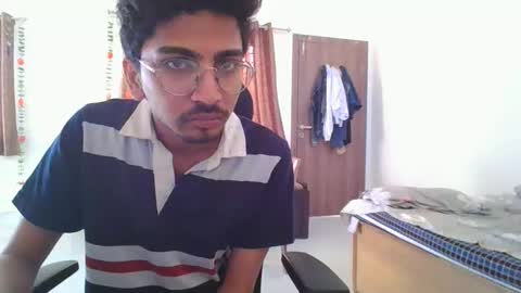 maskboyz2003 online show from February 9, 3:22 am