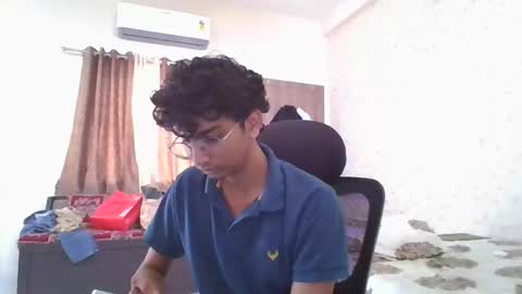 Mask Boy online show from October 29, 2:58 am