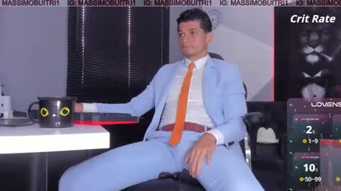 I am Massimo online show from November 11, 1:05 pm