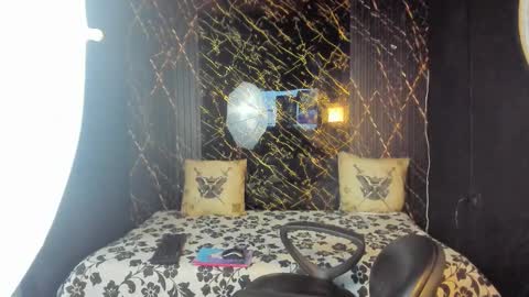 massimo_vidal online show from February 13, 2:44 pm