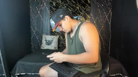 massimo_vidal online show from February 18, 2:26 pm