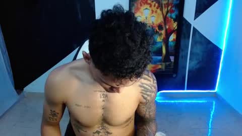 master_black777 online show from March 27, 2:18 pm