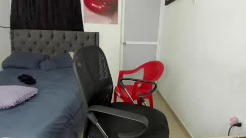 master_boy28 online show from March 13, 5:37 am