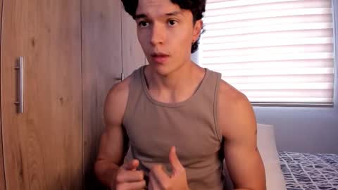 mastrangelo_x online show from November 25, 8:22 pm