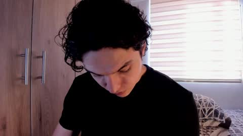 mastrangelo_x online show from April 3, 9:55 pm