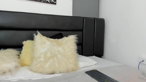 mathewboy2 online show from February 1, 12:04 pm