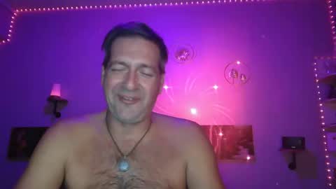 Snapshot of matrike1 chatting on October 3, 5:18 pm matrike1 online show from October 3, 5:18 pm