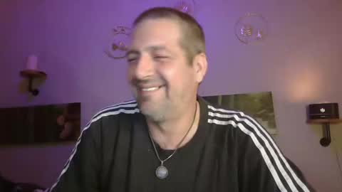 Snapshot of matrike1 chatting on February 17, 6:15 pm matrike1 online show from February 17, 6:15 pm