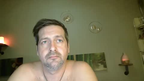 Snapshot of matrike1 chatting on January 5, 4:27 pm matrike1 online show from January 5, 4:27 pm