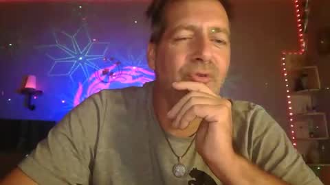 Snapshot of matrike1 chatting on October 5, 6:23 pm matrike1 online show from October 5, 6:23 pm