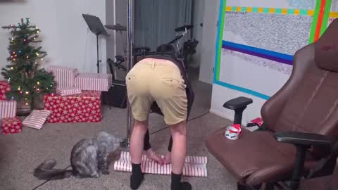 Matt Cash online show from December 19, 2:12 am