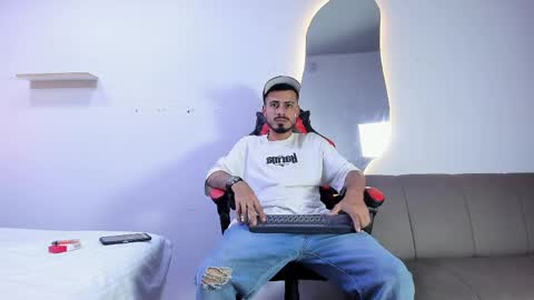 Matthew online show from March 20, 11:52 pm