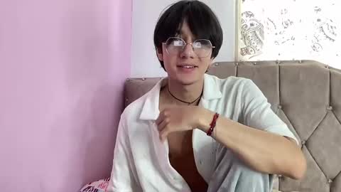 Snapshot of matti_mendez_ chatting on September 27, 3:10 pm Matti Mendez online show from September 27, 3:10 pm