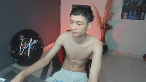 mattias     online show from December 9, 10:43 am