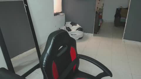 mattias     online show from February 14, 3:47 pm