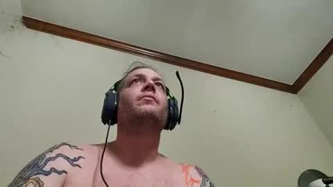 Mattmatt4401 online show from April 1, 5:31 am