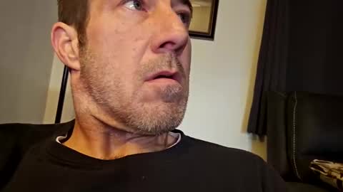 Snapshot of mattsnicecock chatting on February 28, 1:03 pm mattsnicecock online show from February 28, 1:03 pm