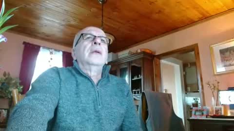 Maurice online show from February 13, 2:20 pm