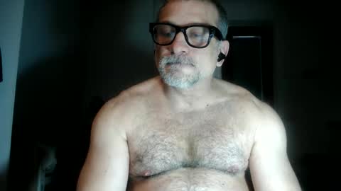 mauro1971 online show from March 13, 4:03 pm