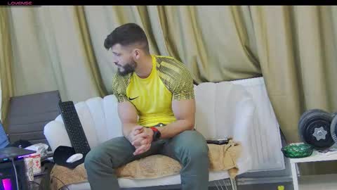 mauro_real_man online show from October 20, 6:56 pm