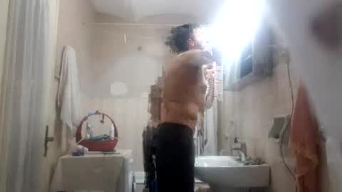 Snapshot of maury311278 chatting on February 10, 7:28 pm Marcellobausola  s k i -p e online show from February 10, 7:28 pm