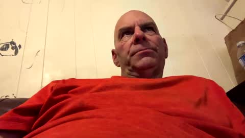 Snapshot of maverick7000 chatting on October 8, 1:43 am maverick7000 online show from October 8, 1:43 am