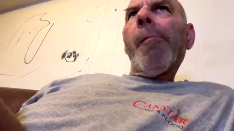 Snapshot of maverick7000 chatting on December 11, 1:07 am maverick7000 online show from December 11, 1:07 am