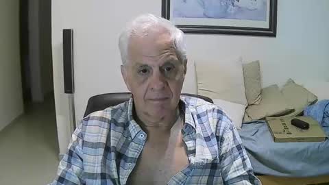 max_2017 online show from November 6, 4:37 am