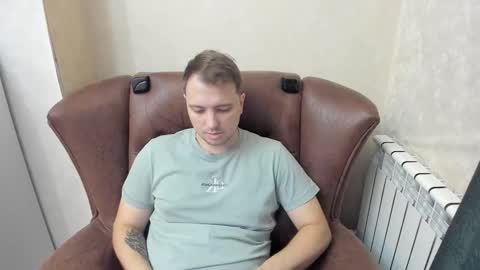 Max online show from October 21, 3:31 am