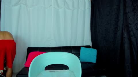 MAX     online show from January 24, 5:21 am