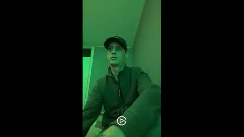 Max online show from January 26, 1:52 am