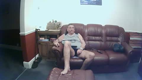 MAX online show from January 13, 9:42 pm