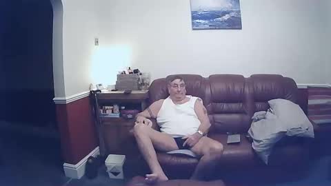 MAX online show from March 9, 9:57 pm